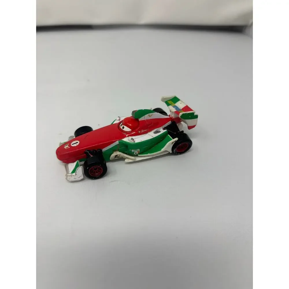 Lot 4 Disney Pixar cars